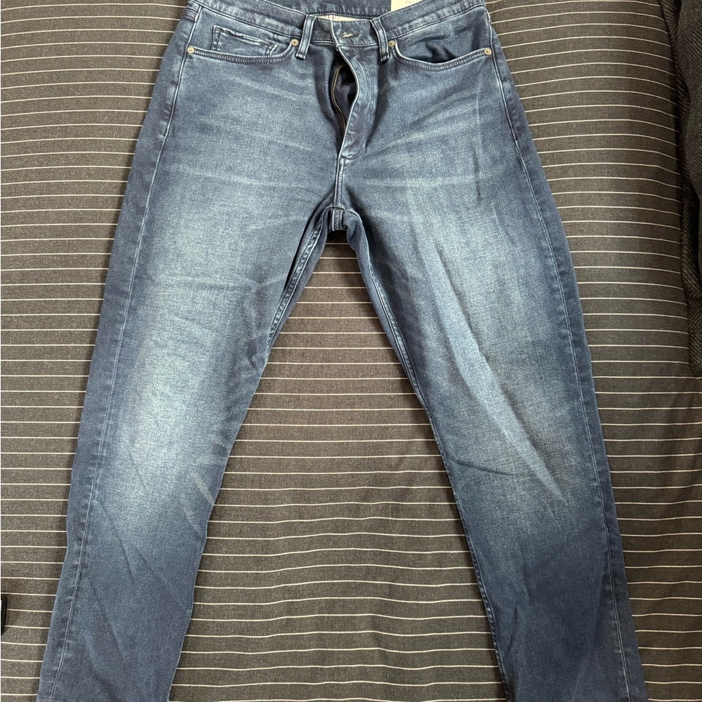 Stylish rag and bone Blue Denim Jeans *note tailored hem*